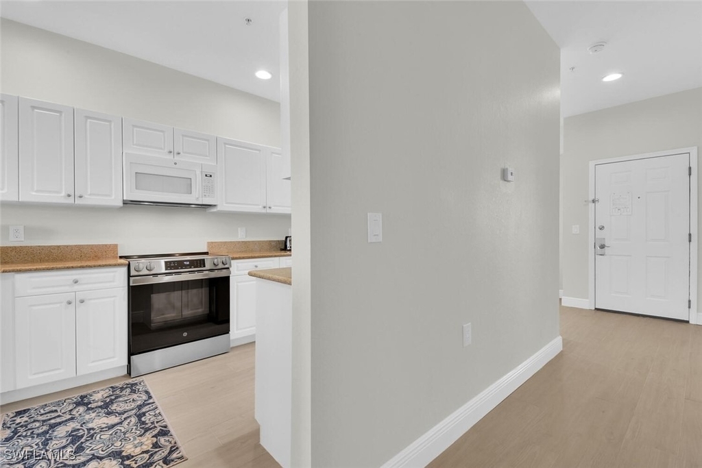 7925 Mahogany Run Lane - Photo 9