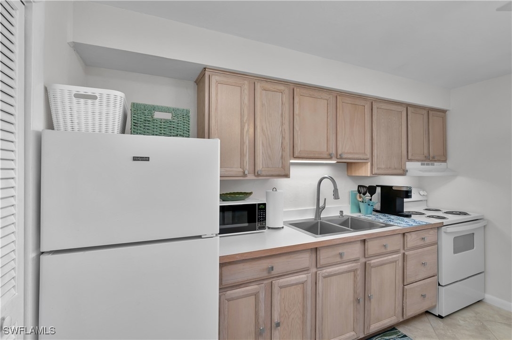 850 Palm Street - Photo 9