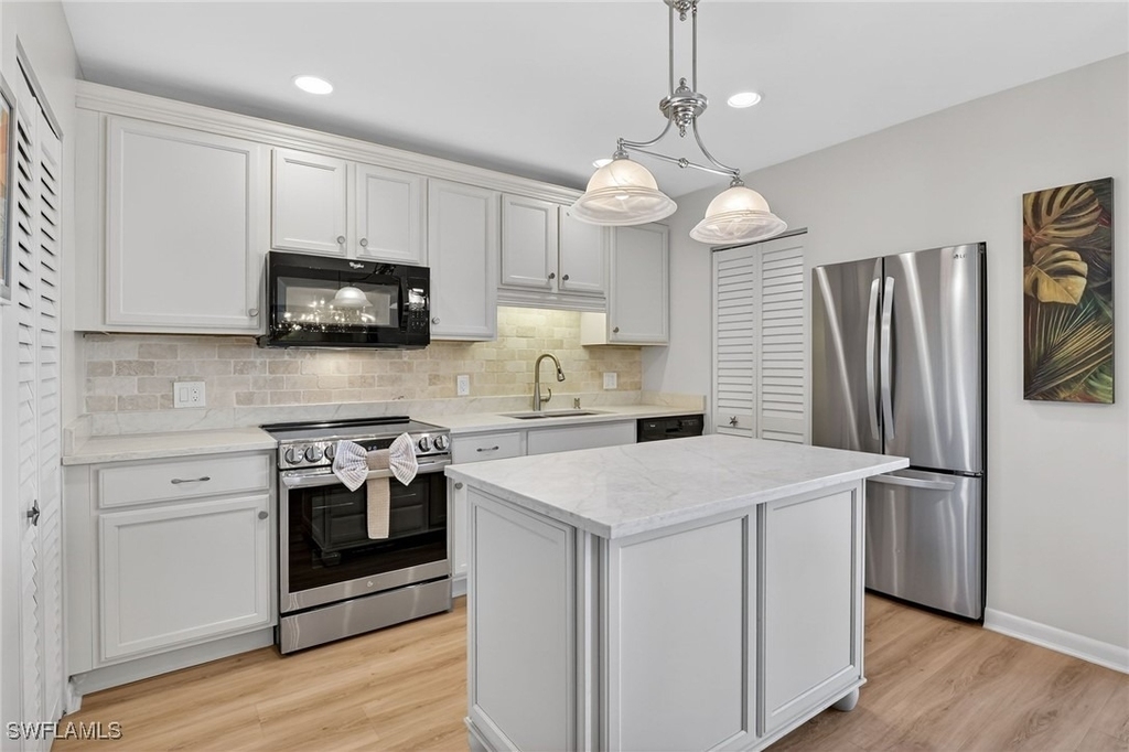 788 Park Shore Drive - Photo 7