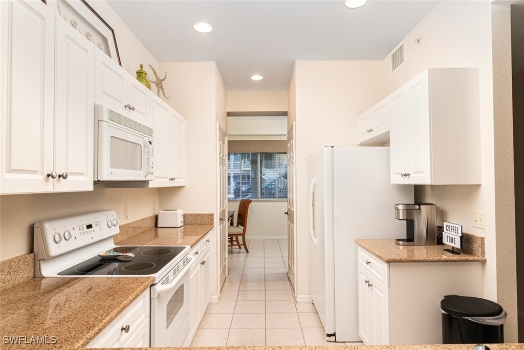 7955 Mahogany Run Lane - Photo 4