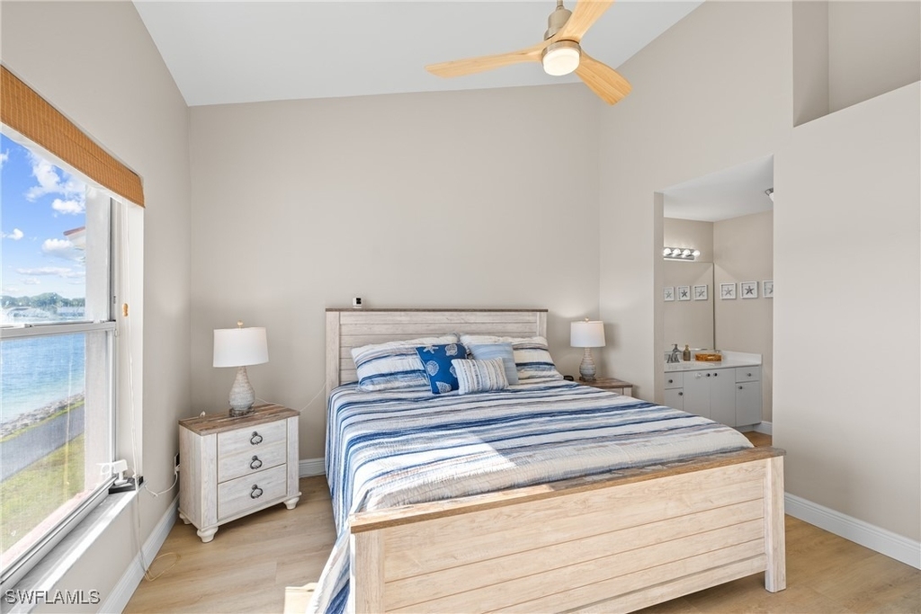 541 Windsor Square - Photo 13