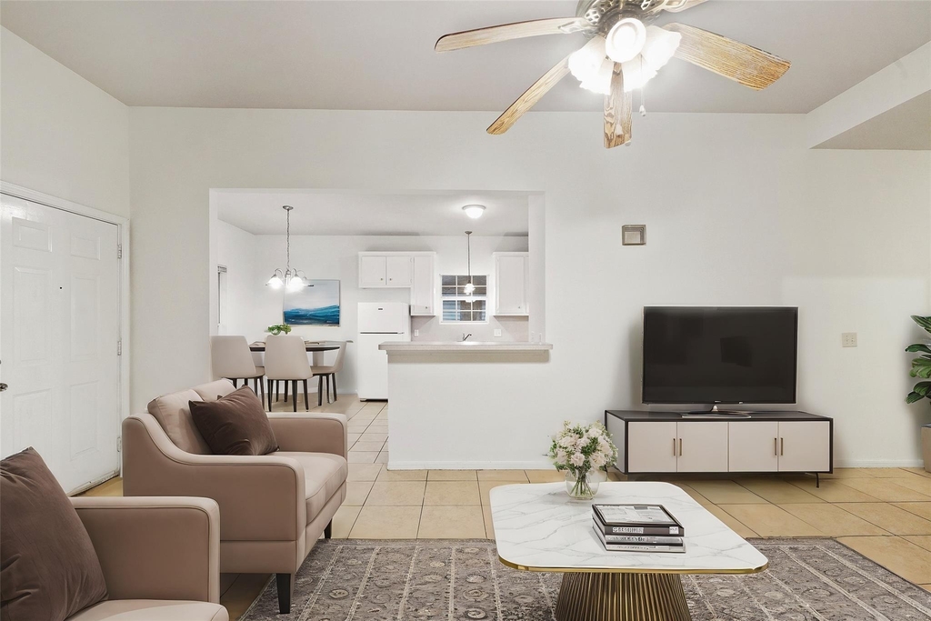 5502 Finch Street - Photo 8