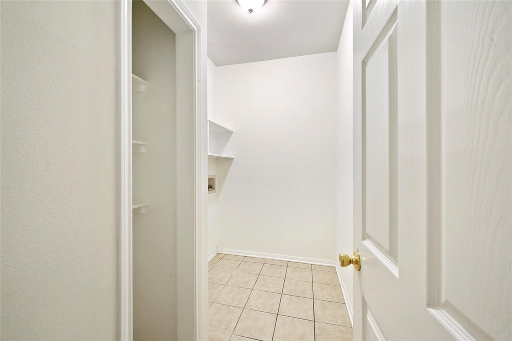 5502 Finch Street - Photo 17