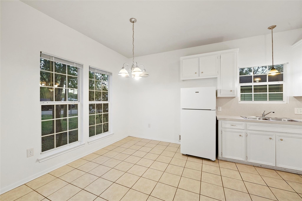 5502 Finch Street - Photo 16