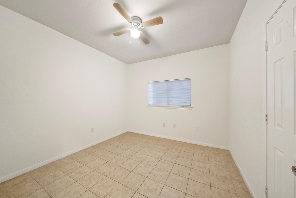 5502 Finch Street - Photo 27
