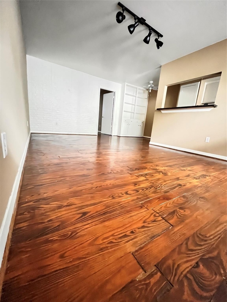 427 W 17th Street - Photo 1