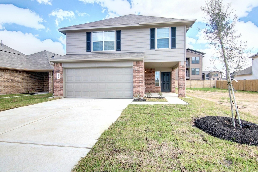 5578 Plantation Forest Drive - Photo 0
