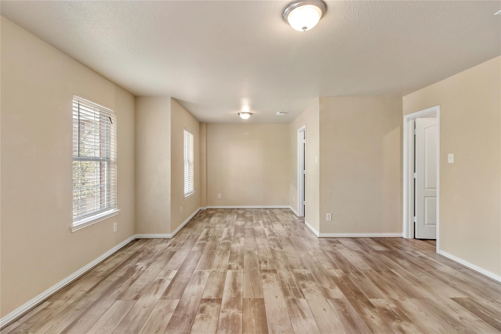 3611 Robwood Court - Photo 10
