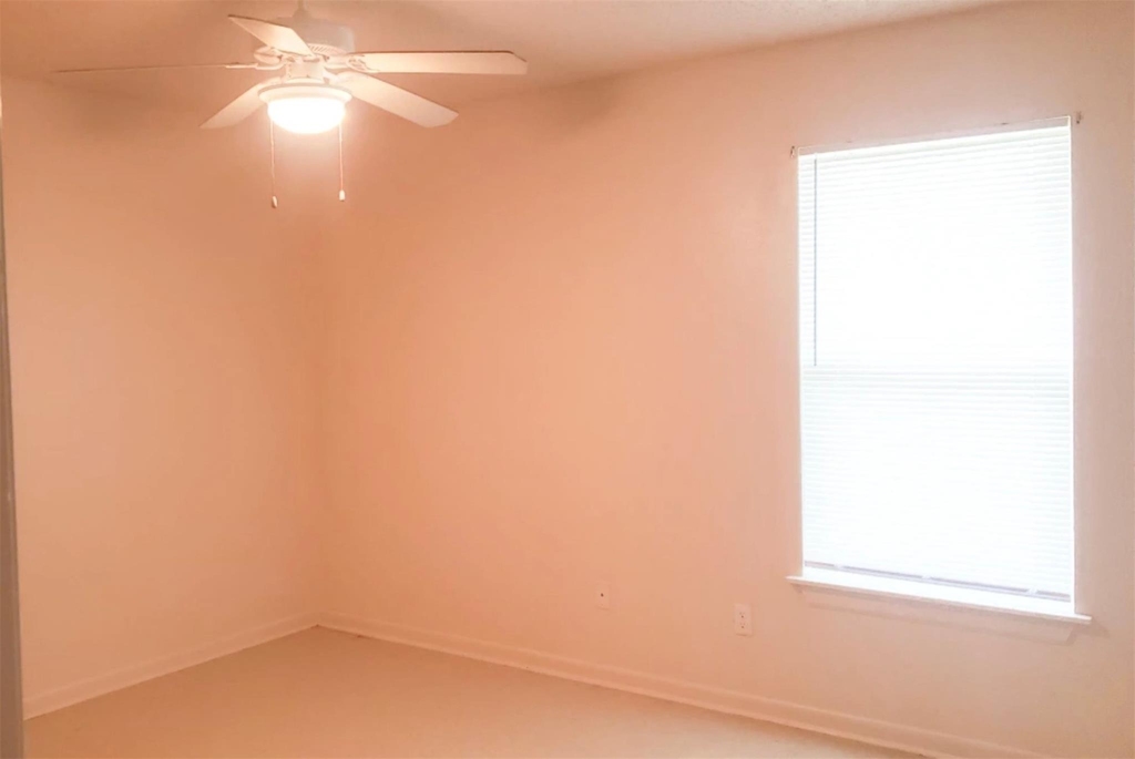1205 Murray St - Photo 4