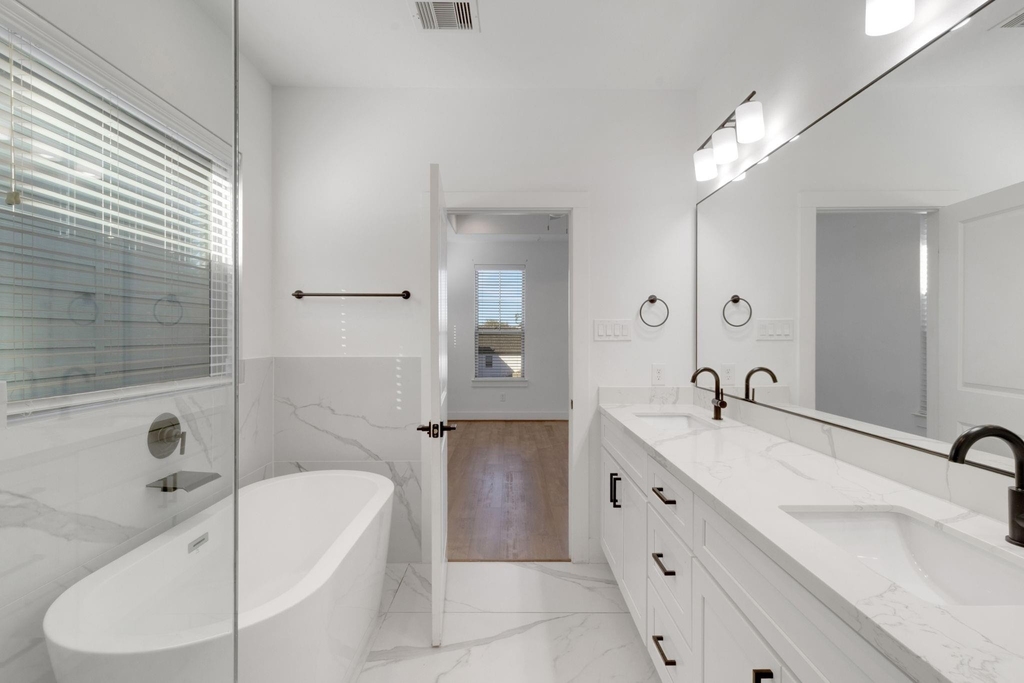 1526 Chestnut Street - Photo 36