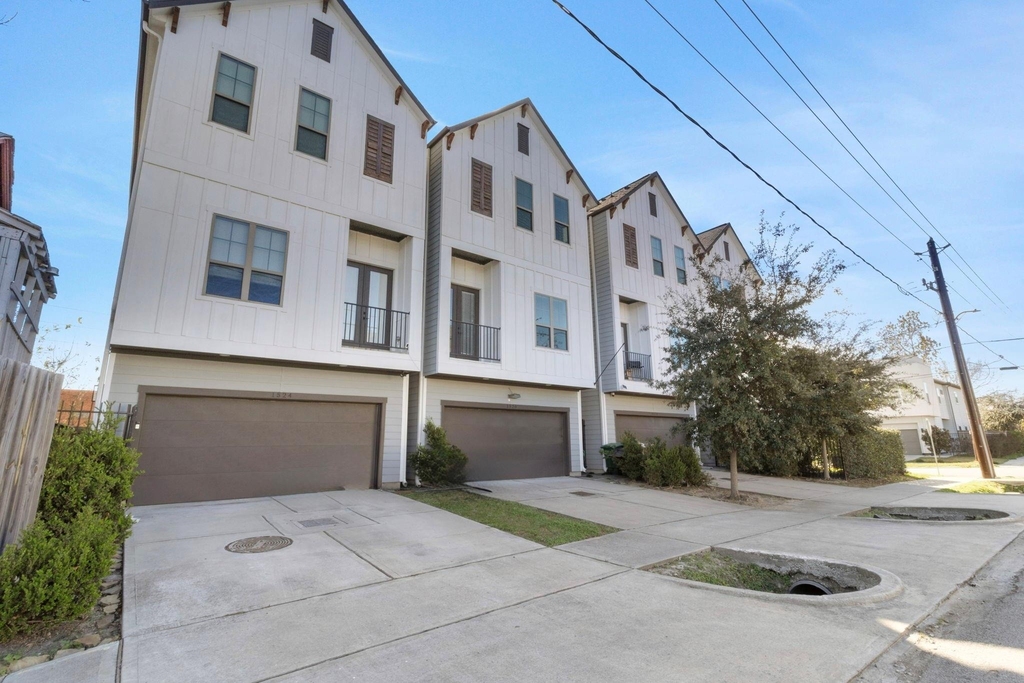 1526 Chestnut Street - Photo 43