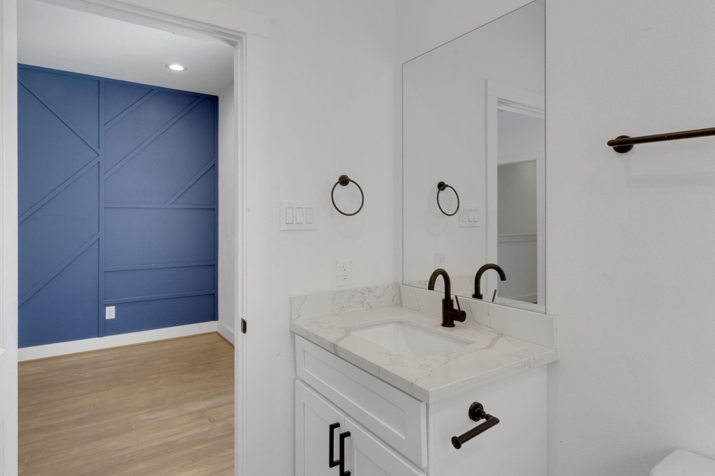 1526 Chestnut Street - Photo 42