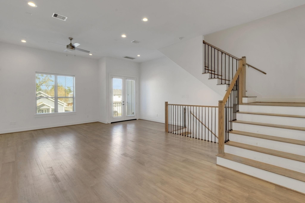 1526 Chestnut Street - Photo 21