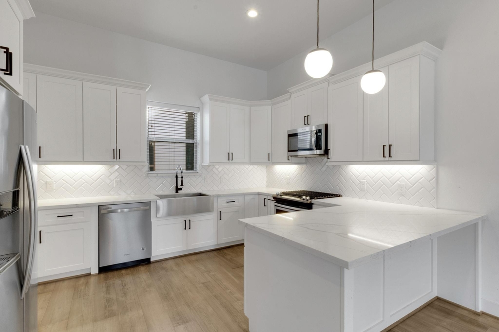 1526 Chestnut Street - Photo 15