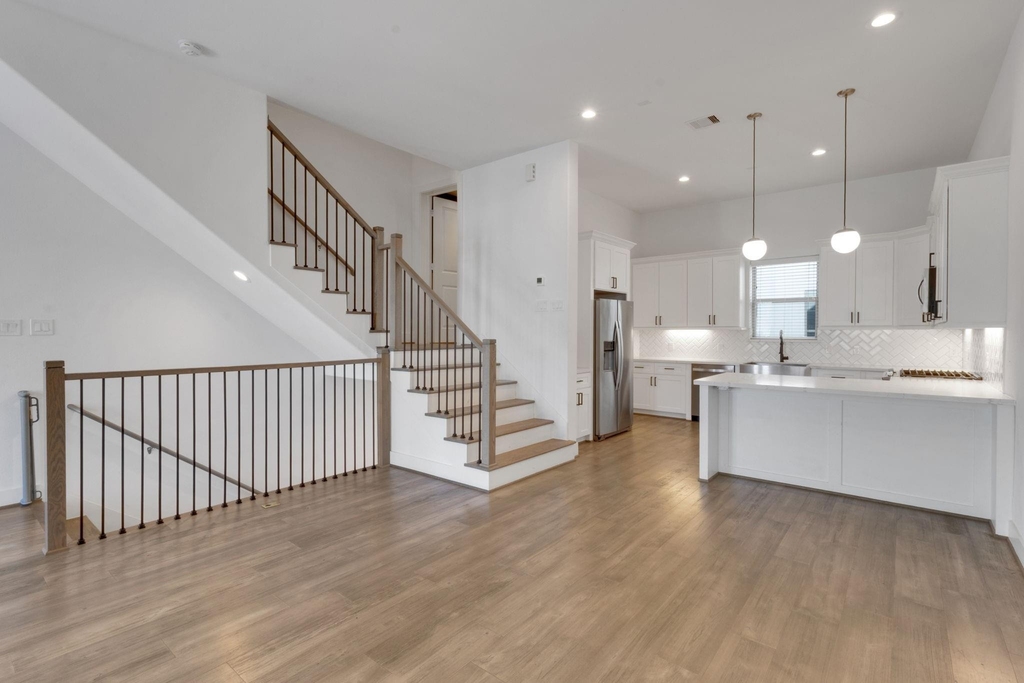 1526 Chestnut Street - Photo 14