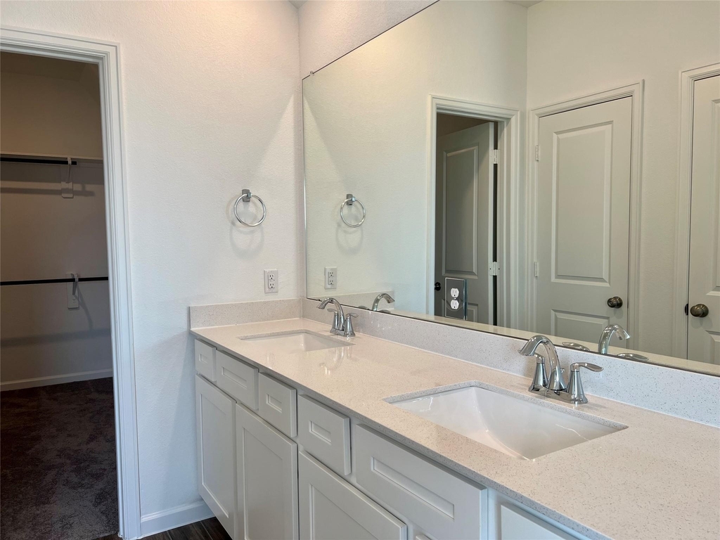 5719 Foggy Vine Court - Photo 19