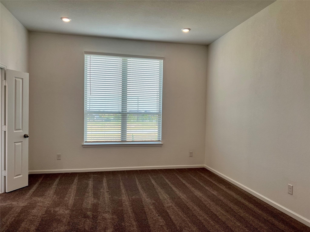 5719 Foggy Vine Court - Photo 16