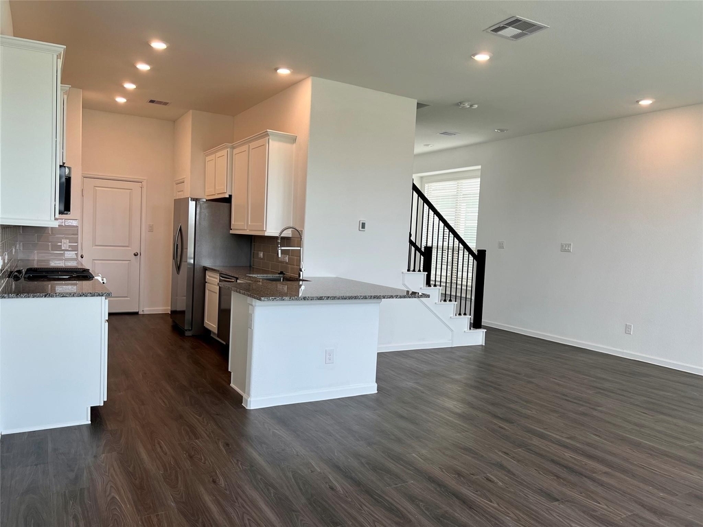 5719 Foggy Vine Court - Photo 7