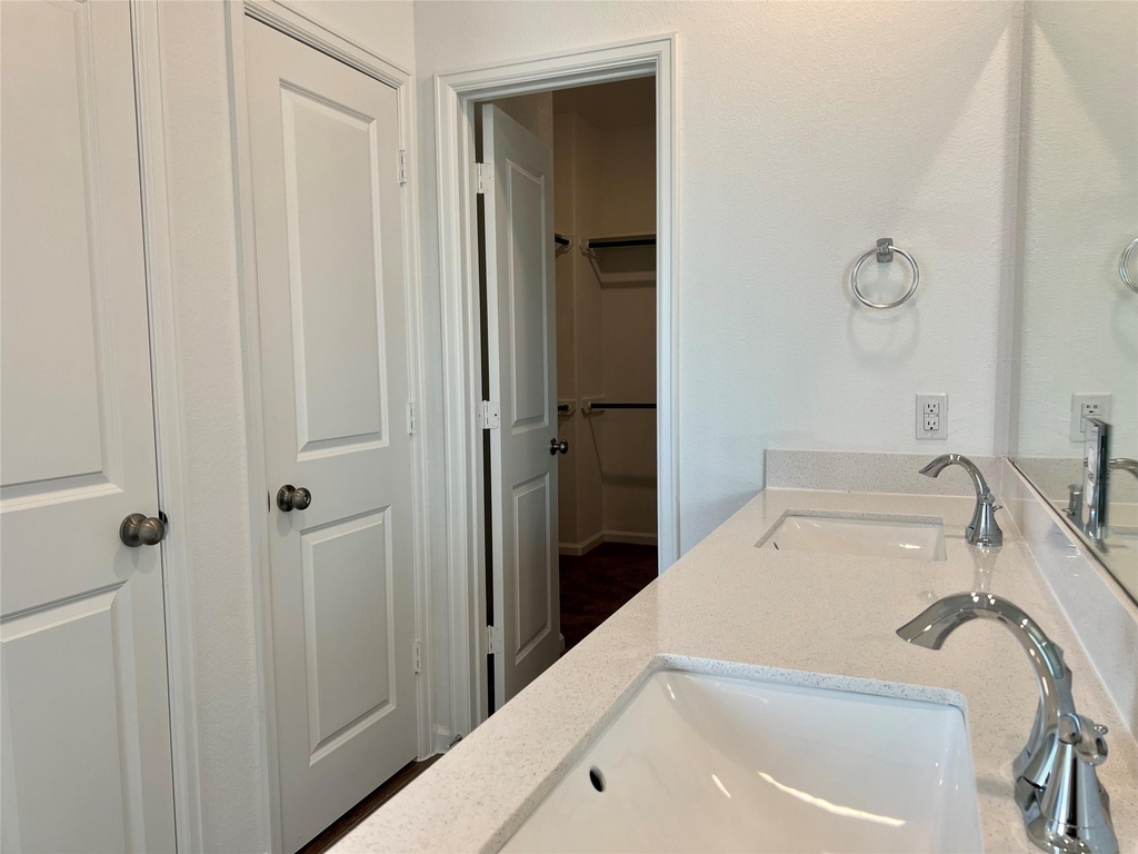 5719 Foggy Vine Court - Photo 22
