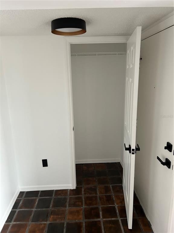2462 Kingfisher Lane - Photo 5