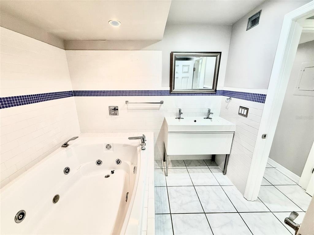 4500 E Bay Drive - Photo 17