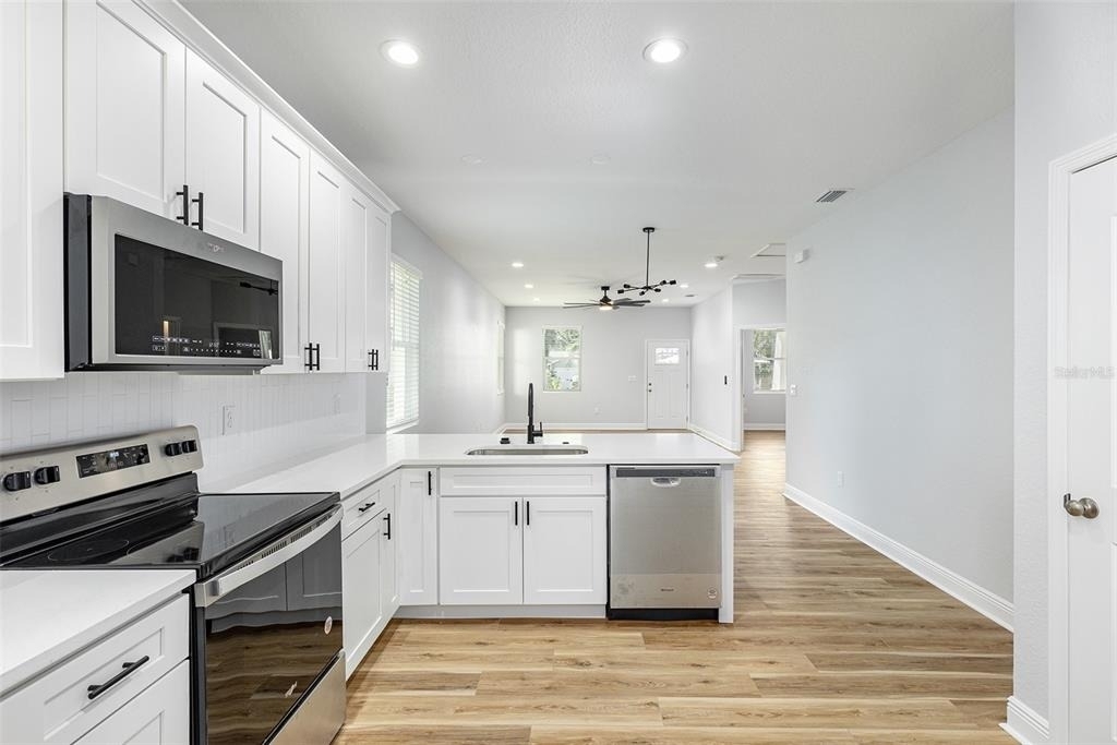 113 W Elm Street - Photo 15