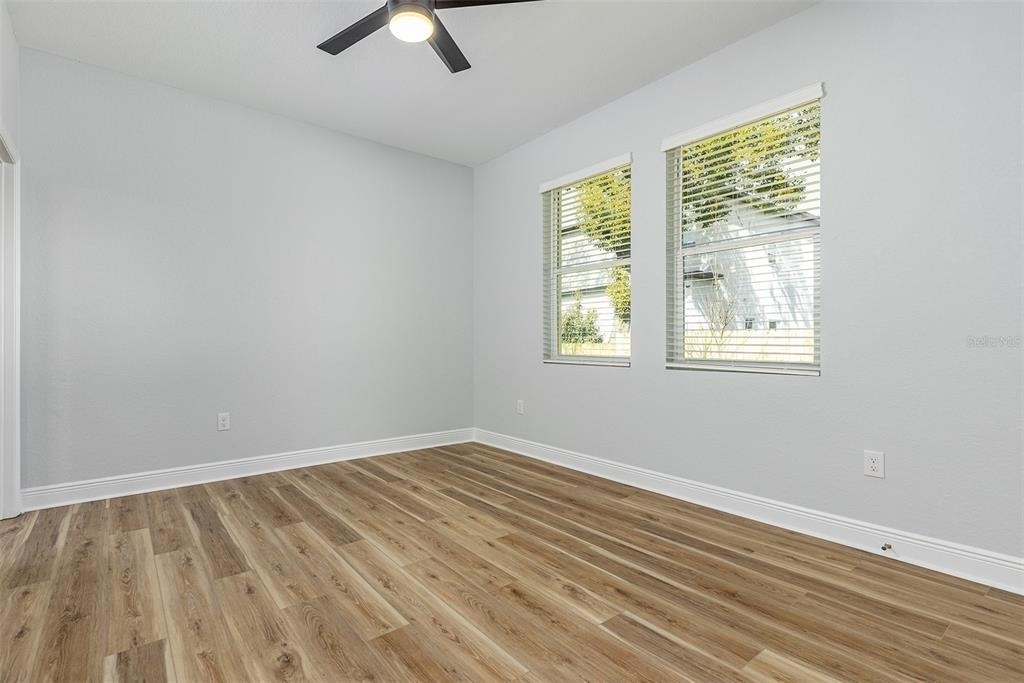 113 W Elm Street - Photo 16