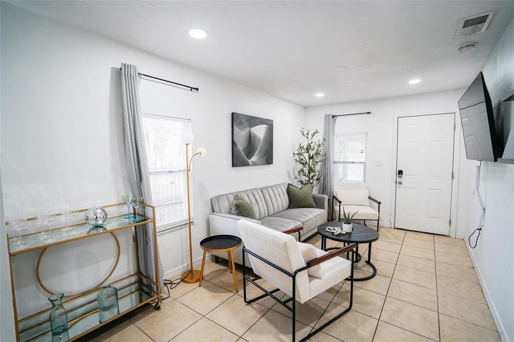 1361 29th Street S - Photo 4