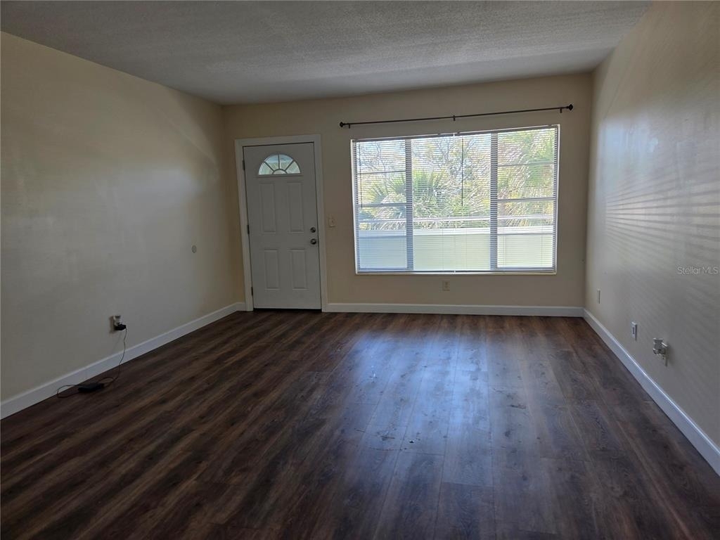 2448 Columbia Drive - Photo 6