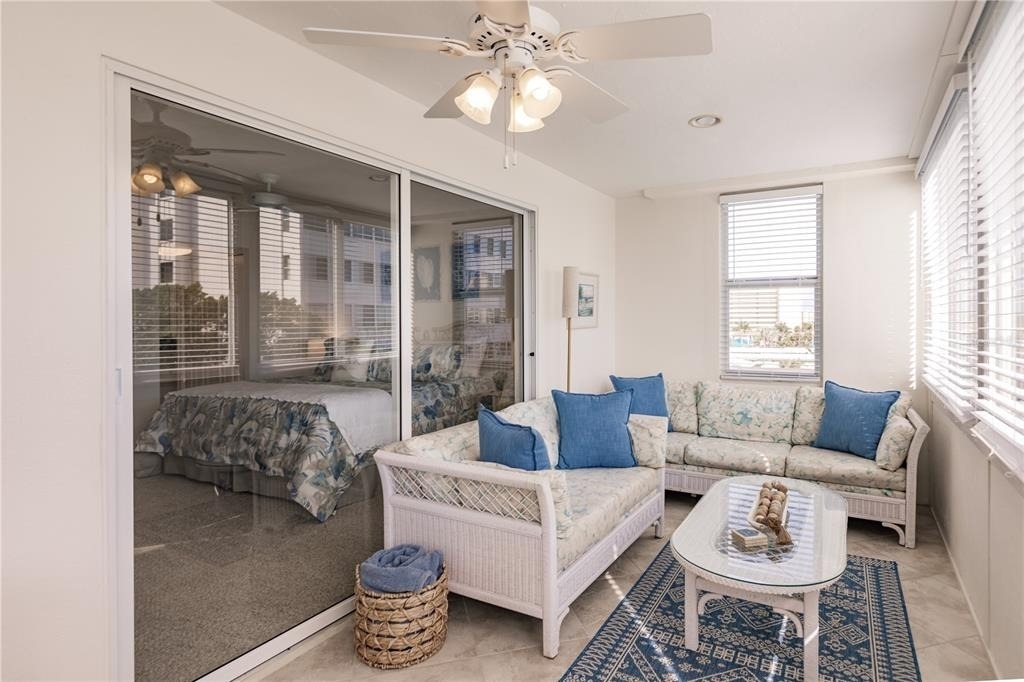 1055 W Peppertree Drive - Photo 30