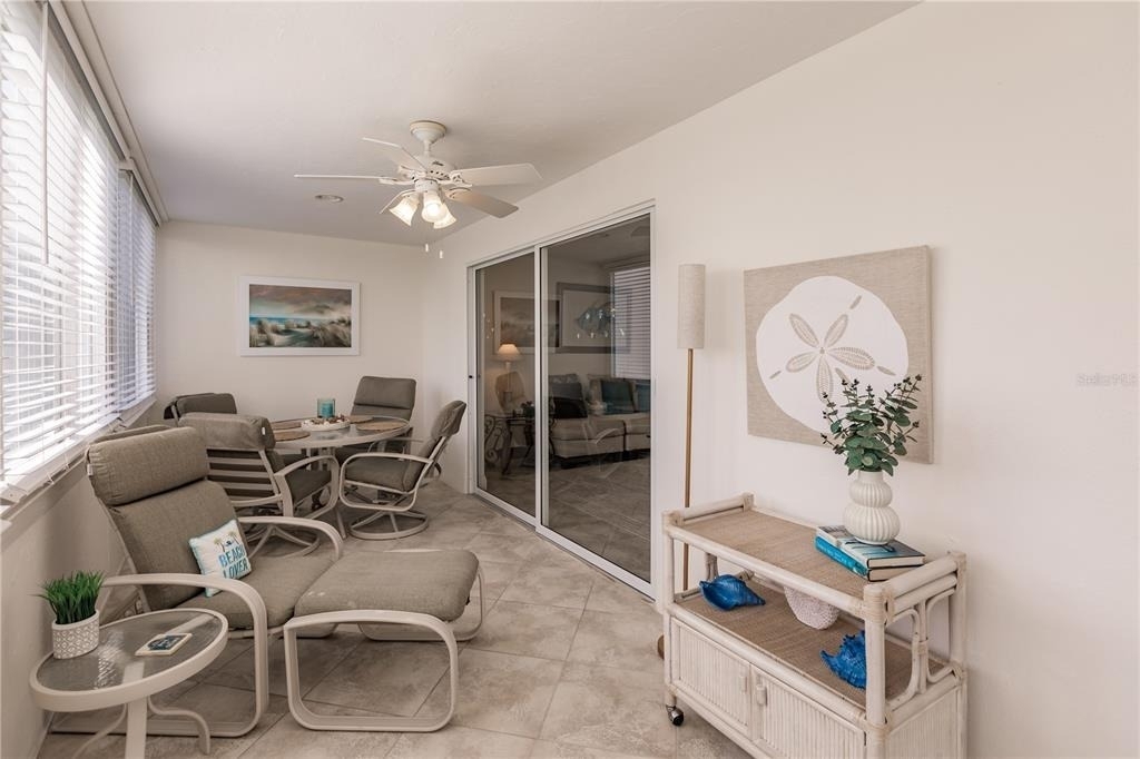 1055 W Peppertree Drive - Photo 28