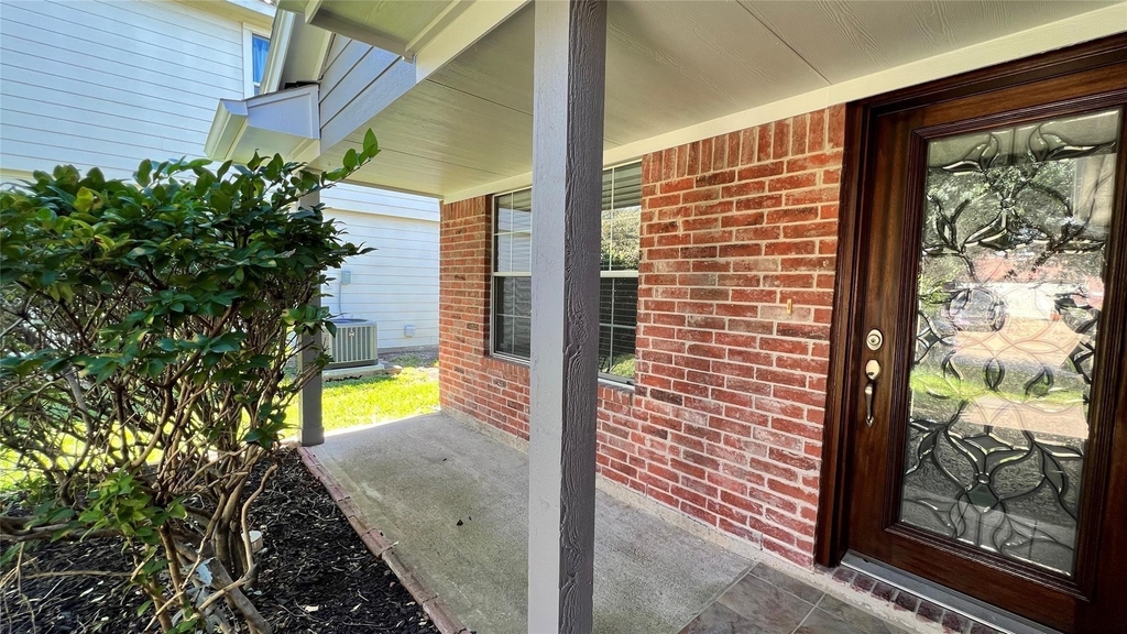 19835 Byron Meadows Drive - Photo 10