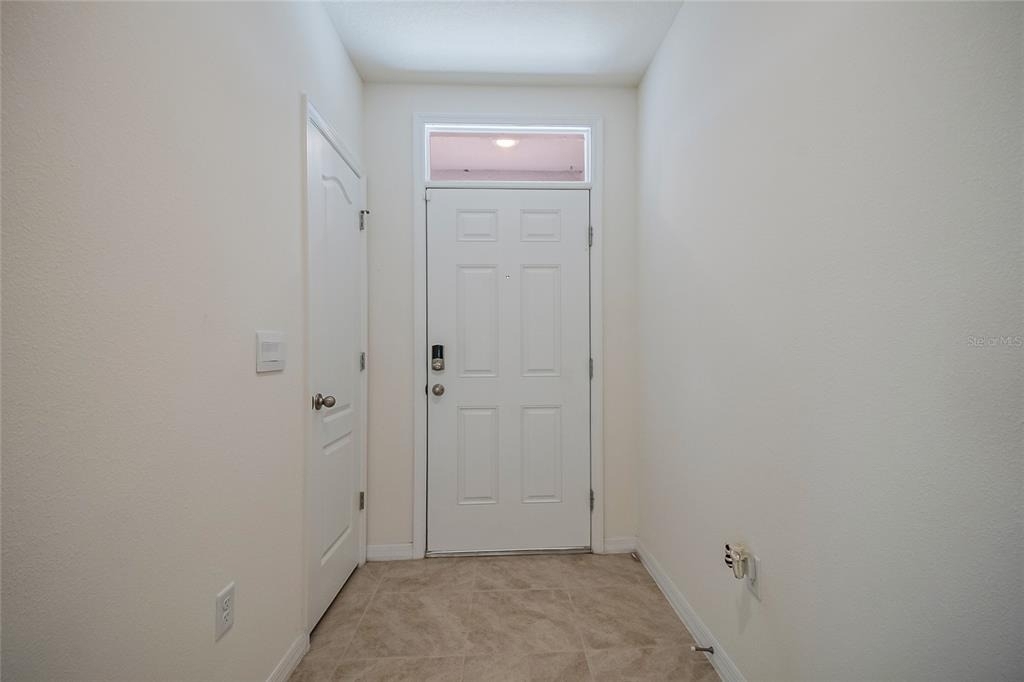 1126 Chichester Court - Photo 4