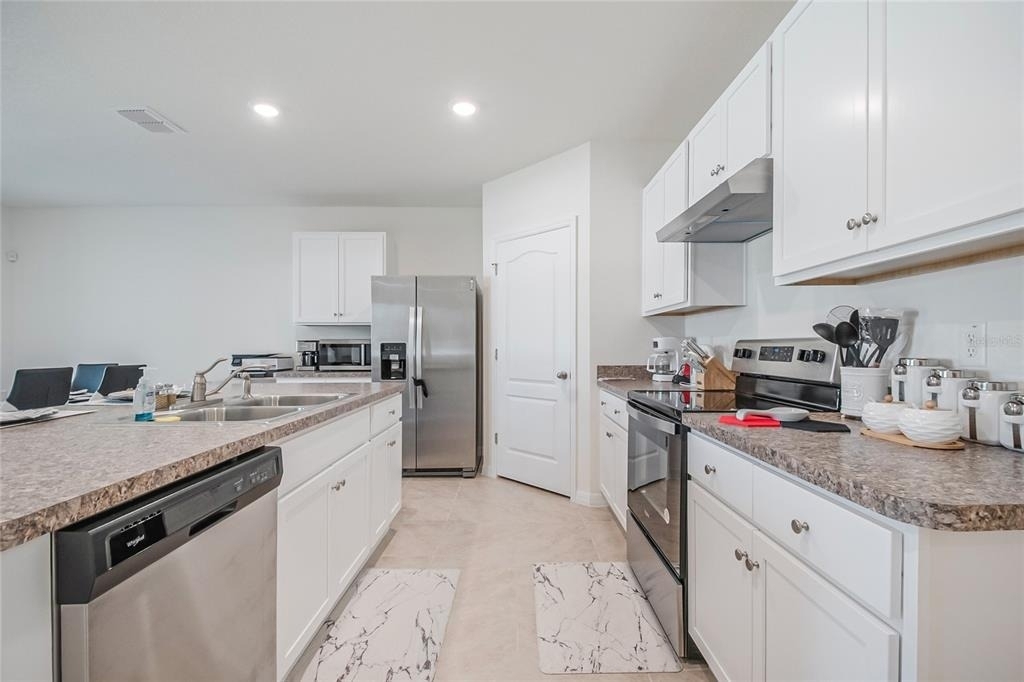 1126 Chichester Court - Photo 20