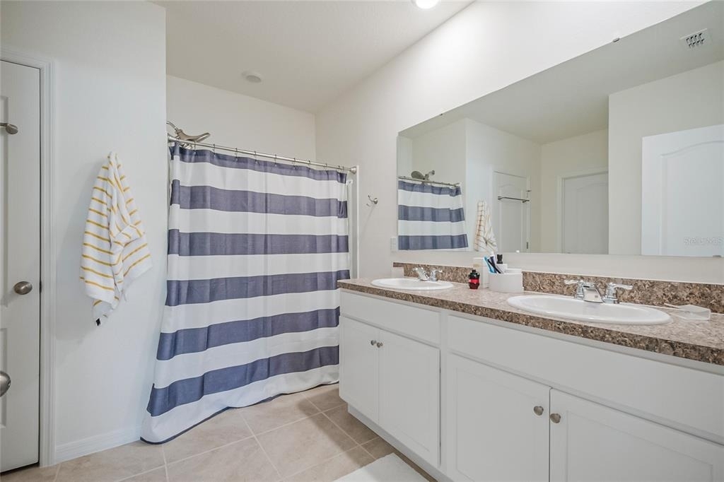 1126 Chichester Court - Photo 32