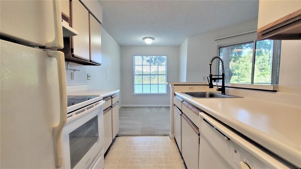 1079 S Hiawassee Road - Photo 8
