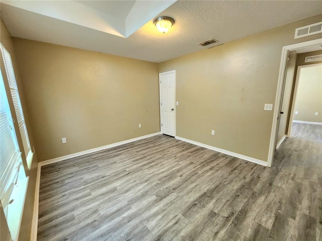 4017 Longworth Loop - Photo 8