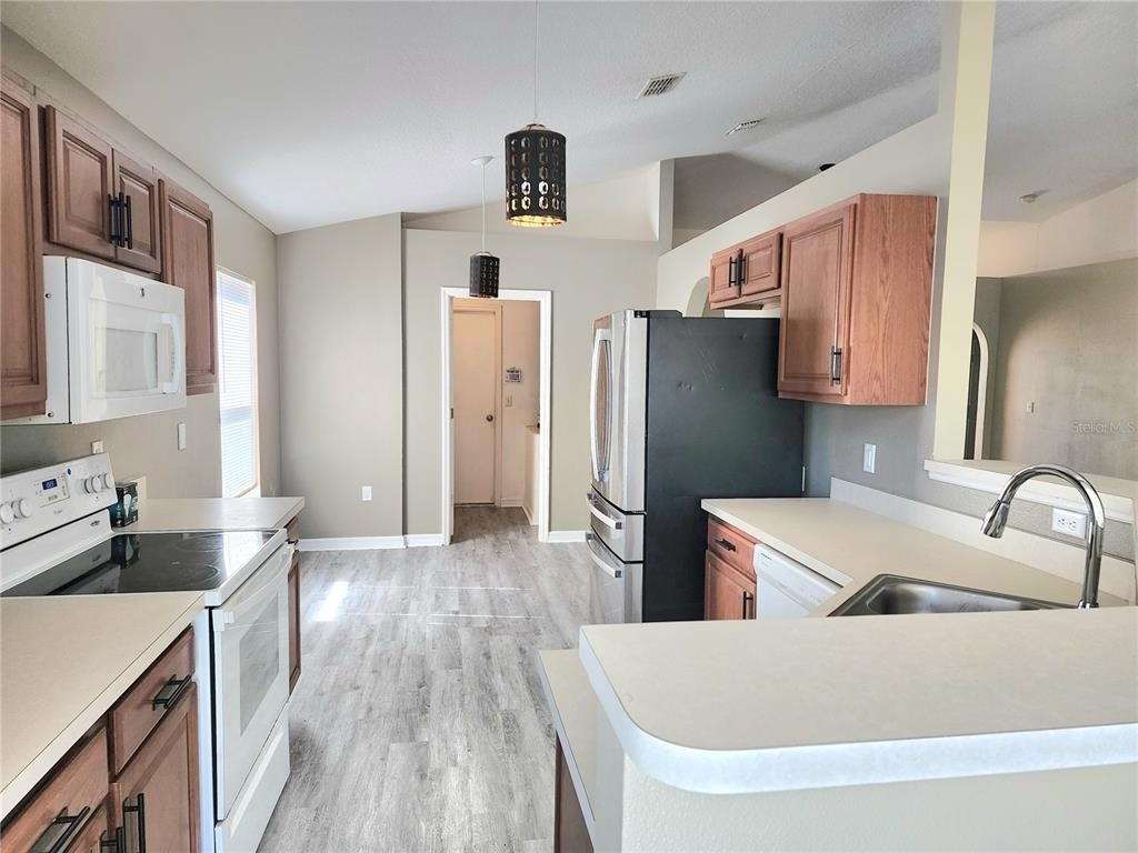 4017 Longworth Loop - Photo 4