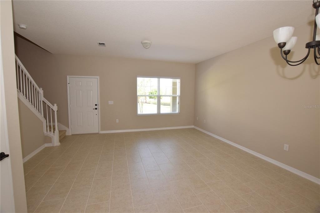 8019 Jeremy Joseph Alley - Photo 3