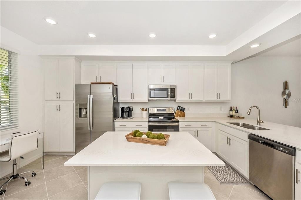 12240 Wellen Golf Street - Photo 4