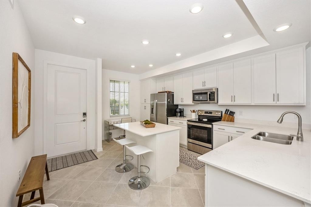 12240 Wellen Golf Street - Photo 5