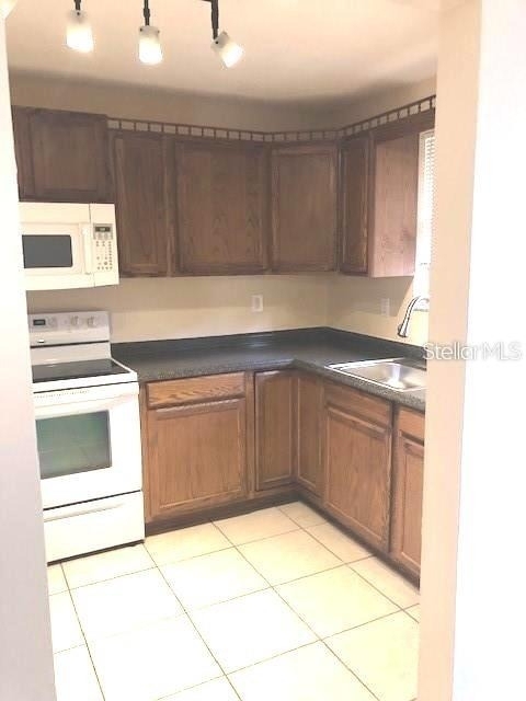 232 Bamboo Drive - Photo 8
