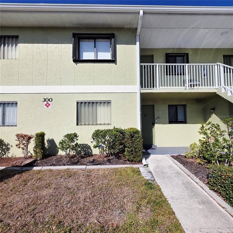 25225 Rampart Boulevard - Photo 0