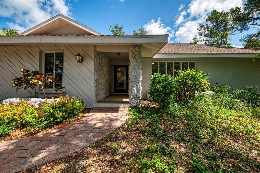 1224 S View Drive - Photo 0