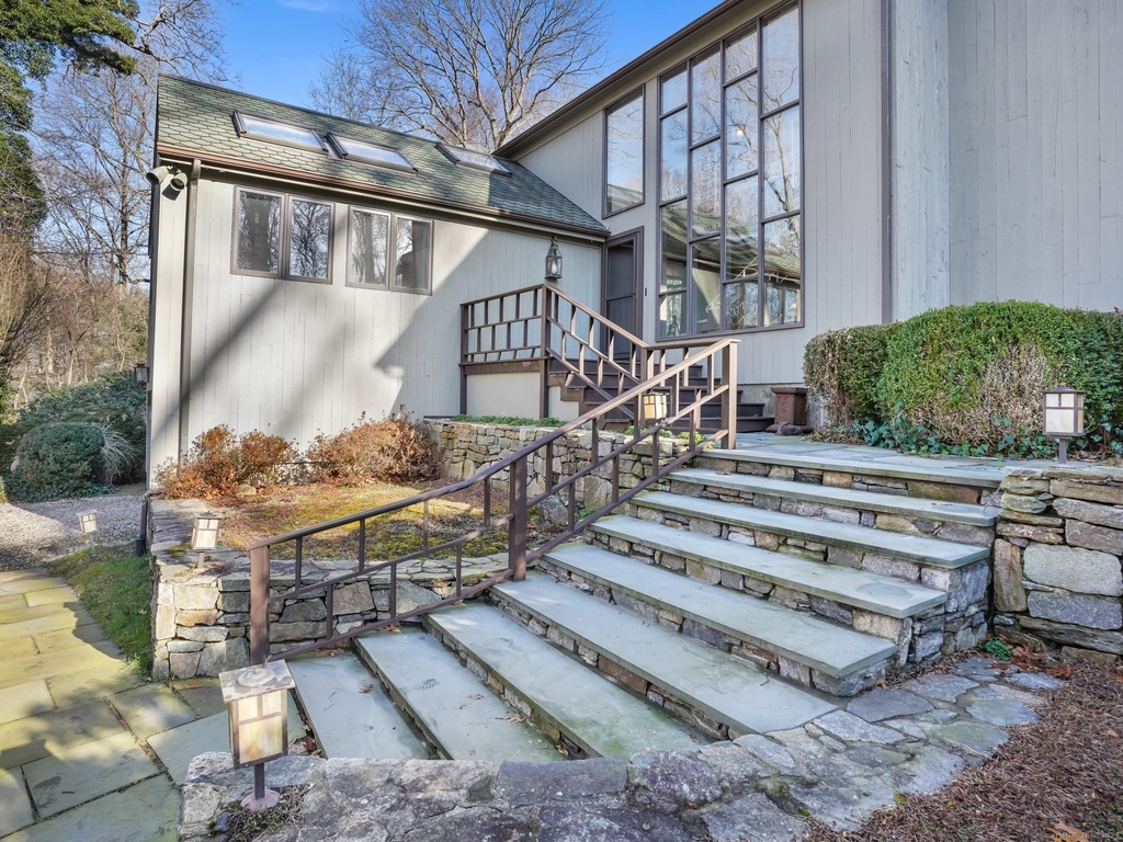 8 Bayberry Ridge Road - Photo 1