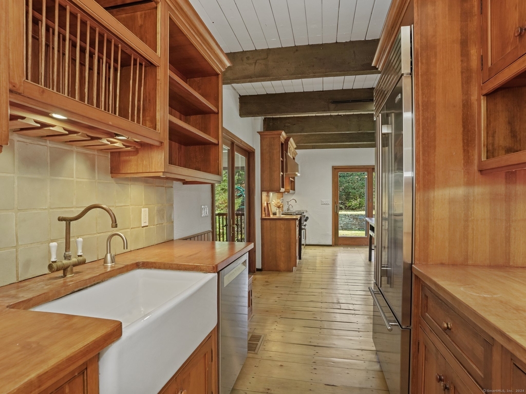 8 Bayberry Ridge Road - Photo 7