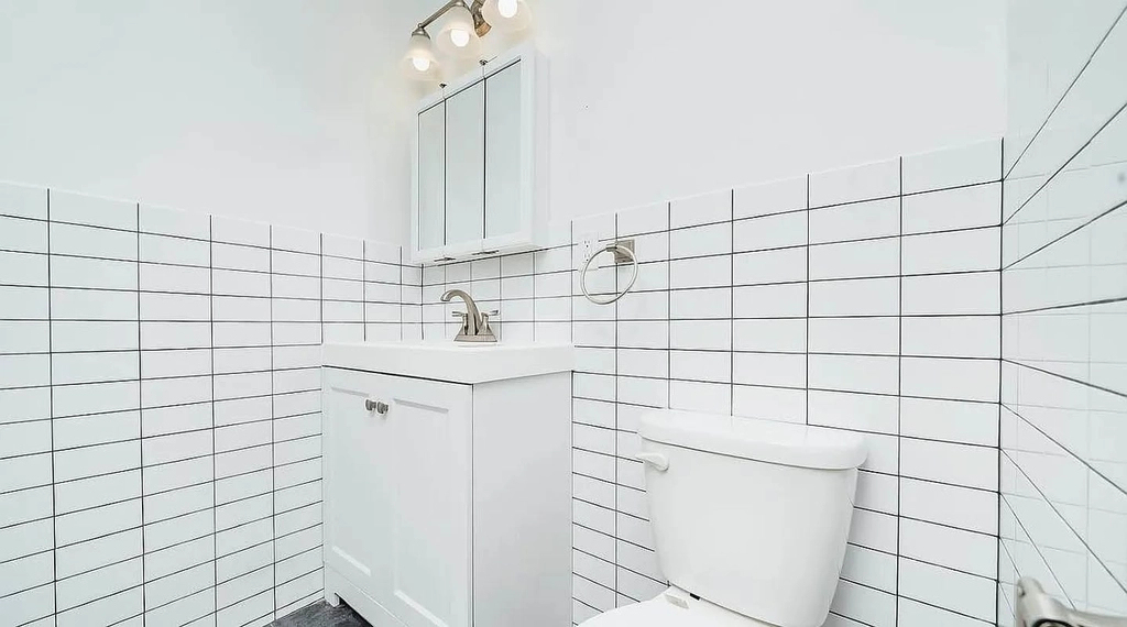 295 Wyckoff Avenue - Photo 9