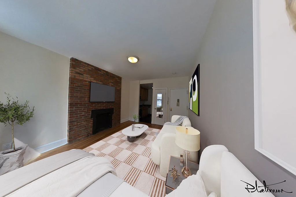 3rd Avenue - Photo 0