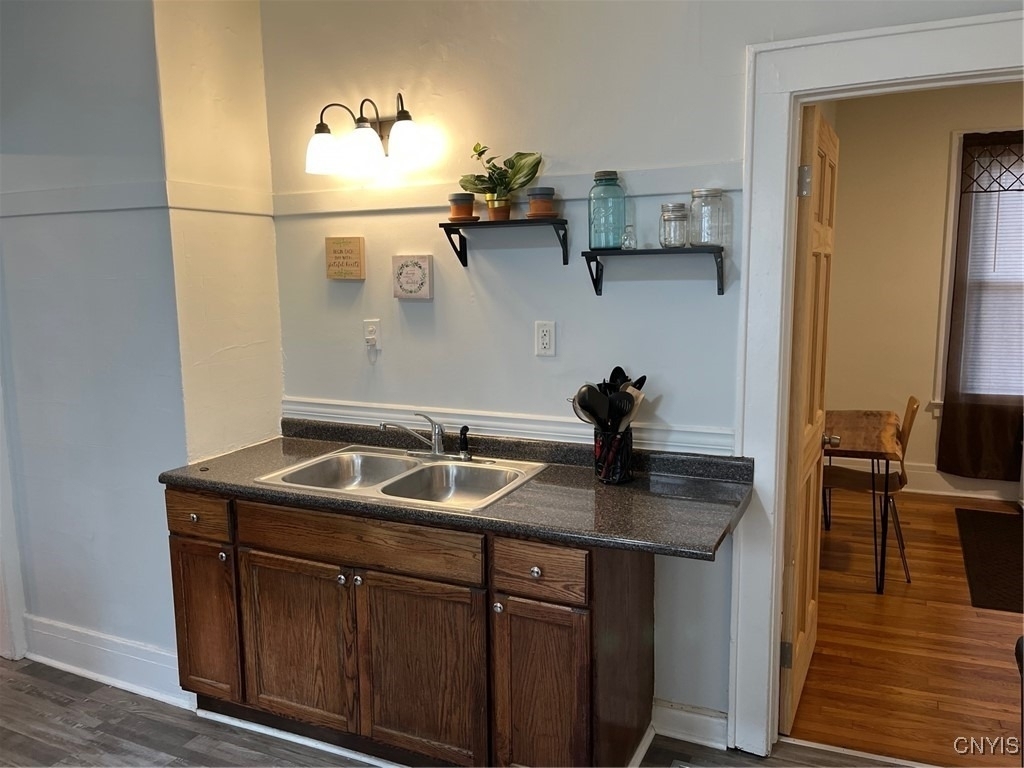 409 Westmoreland Avenue - Photo 1