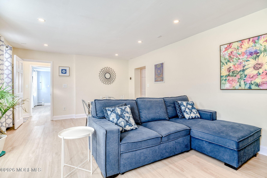 18 Abbott Avenue - Photo 1